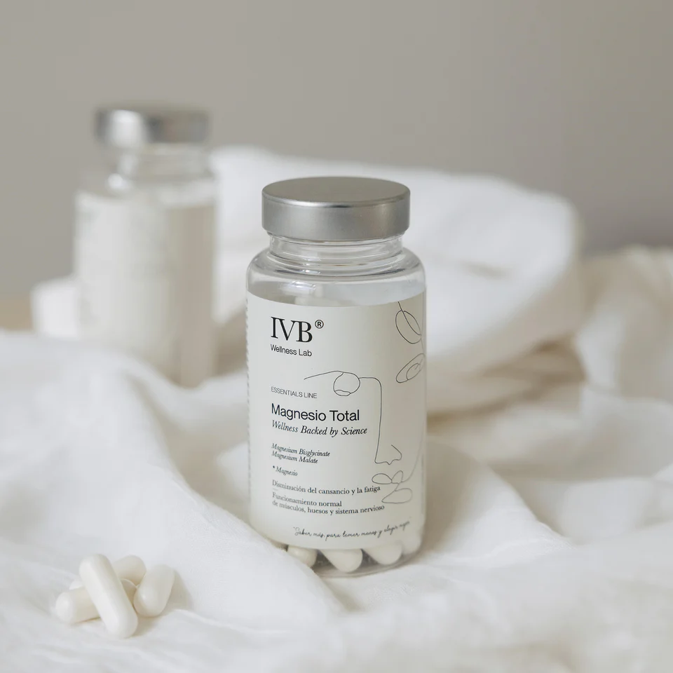 Bote de Magnesio Total con cápsulas